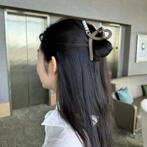 Hair Clip - NEW